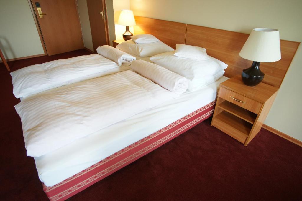 Hotel Grodzki Познань Номер фото